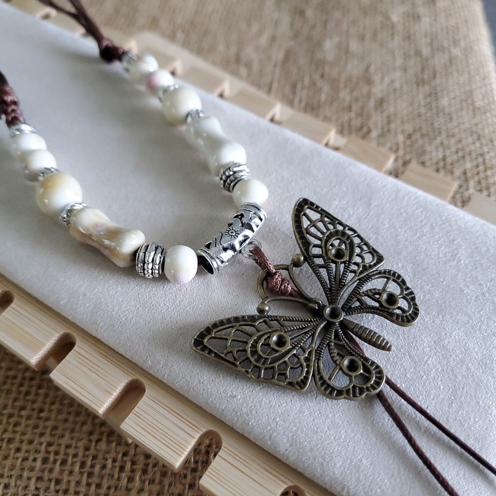 Boho Chic Butterfly Necklace - Picture 2 of 4